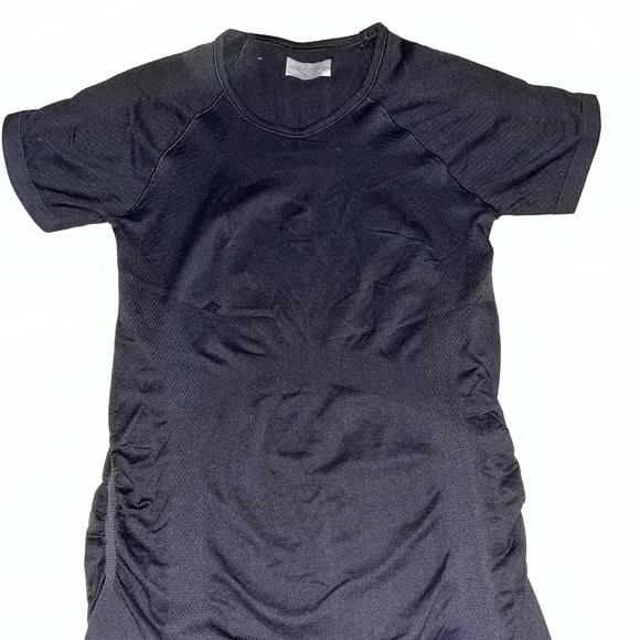 athleta black small shirt in good condition - Picture 5 of 5